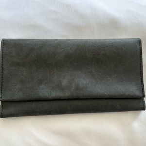 NWOT Able Debra Wallet Black